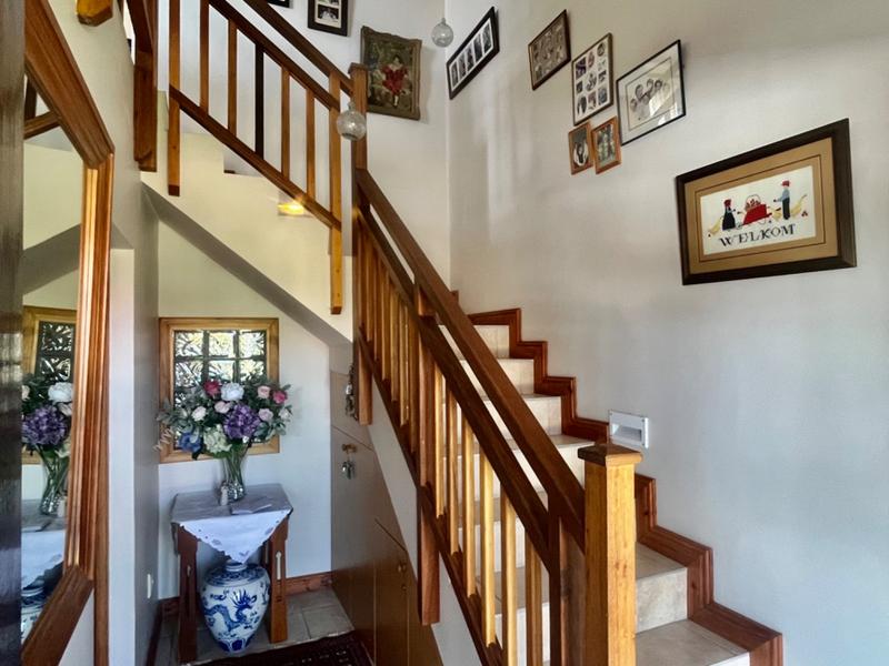 4 Bedroom Property for Sale in Fraaiuitsig Western Cape